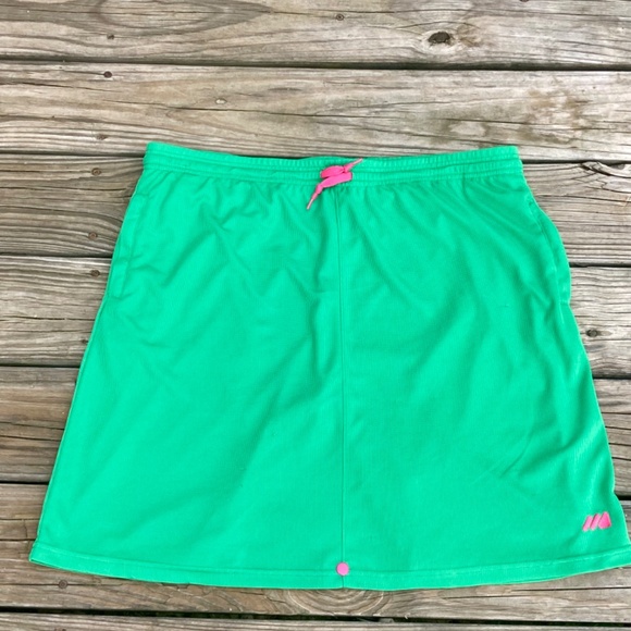 MOD Dresses & Skirts - MOD Athletic skort sz XL